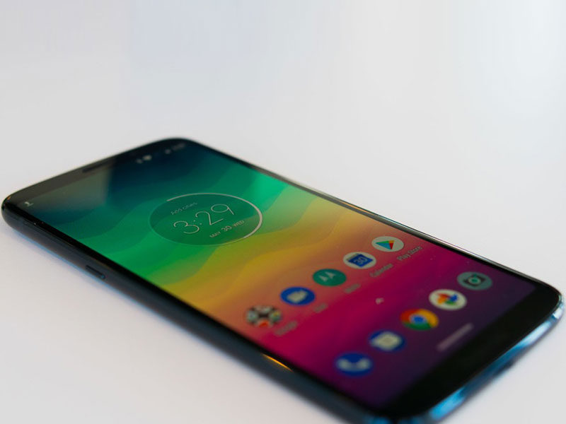 Moto Z3 Play  هاتف جديد من موتورولا وهذه مزاياه